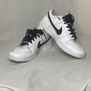 Nike Dunk “Reverse Panda” men’s size 10